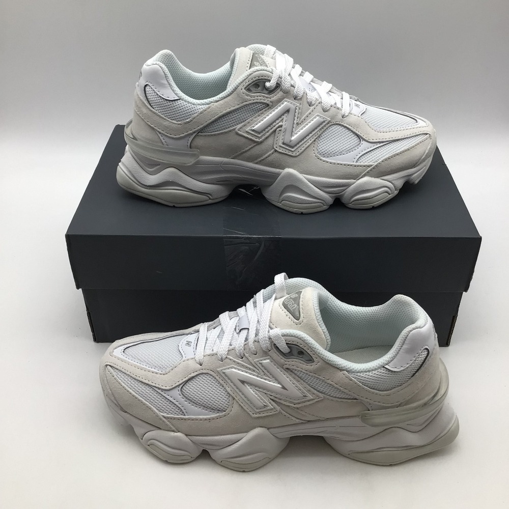 New Balance 9060 Grey White Mens Size 6.5 Womens Size 8 U906027Z Sneakers NEW